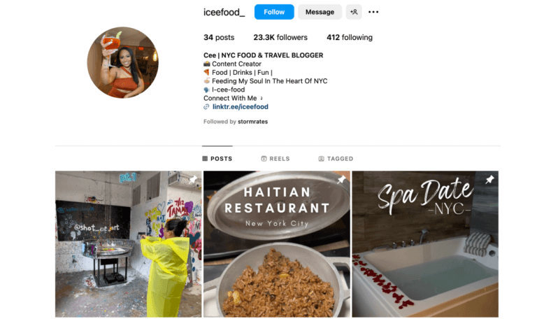 "Culinary Micro-Influencer Sharing Authentic Food Experiences " Photo of a micro-influencer sharing culinary content, showcasing authentic food and lifestyle marketing.