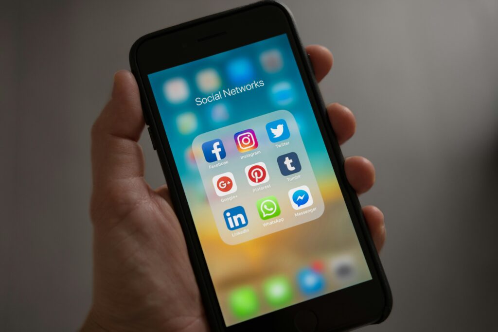Utilizing Social Media for Content Distribution and Engagement